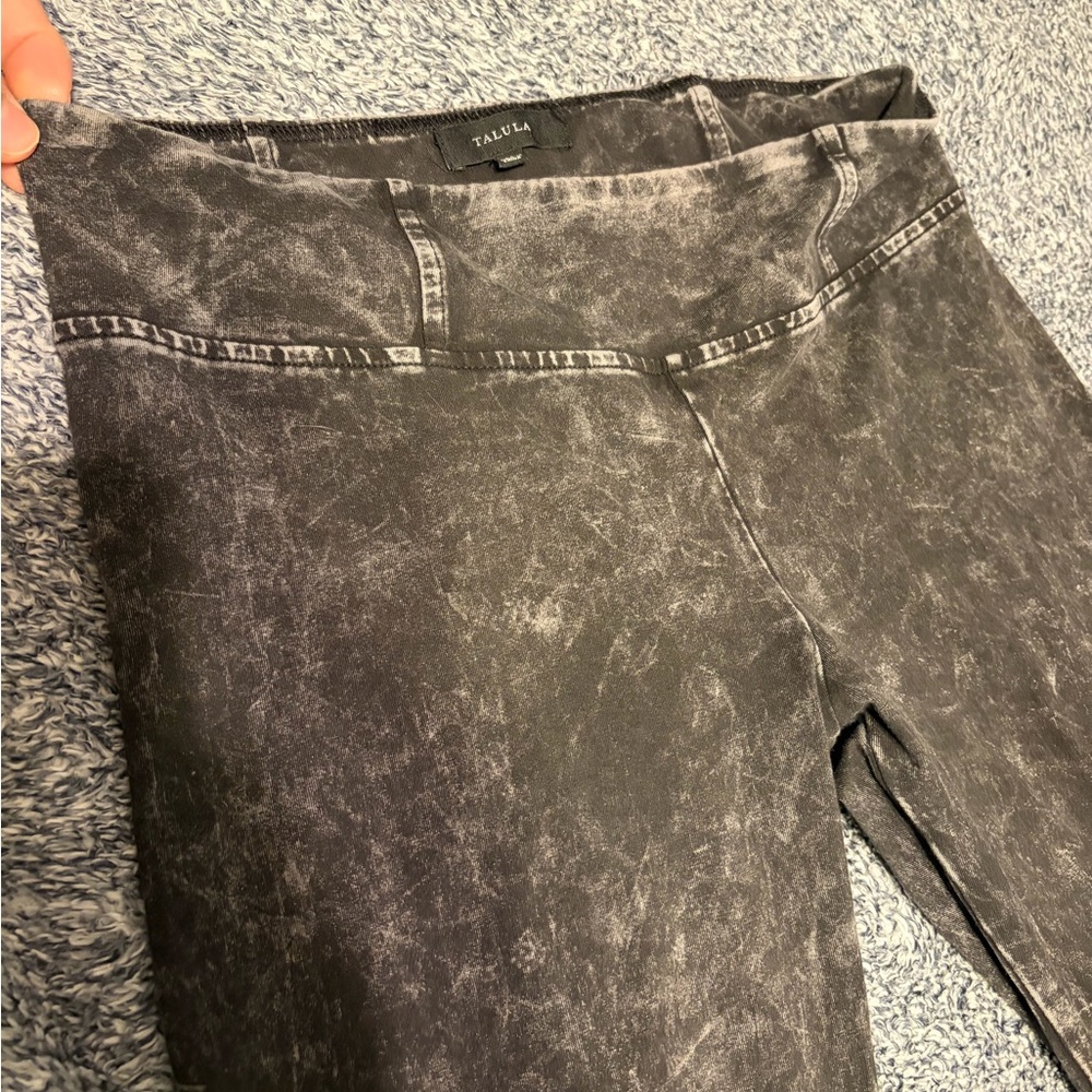 Talula Charcoal Acid Wash leggings Size M - Picture 4 of 8